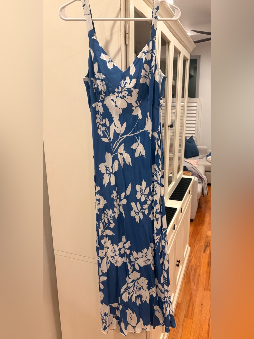 Madewell Blue & White Floral Maxi Dress
Size S